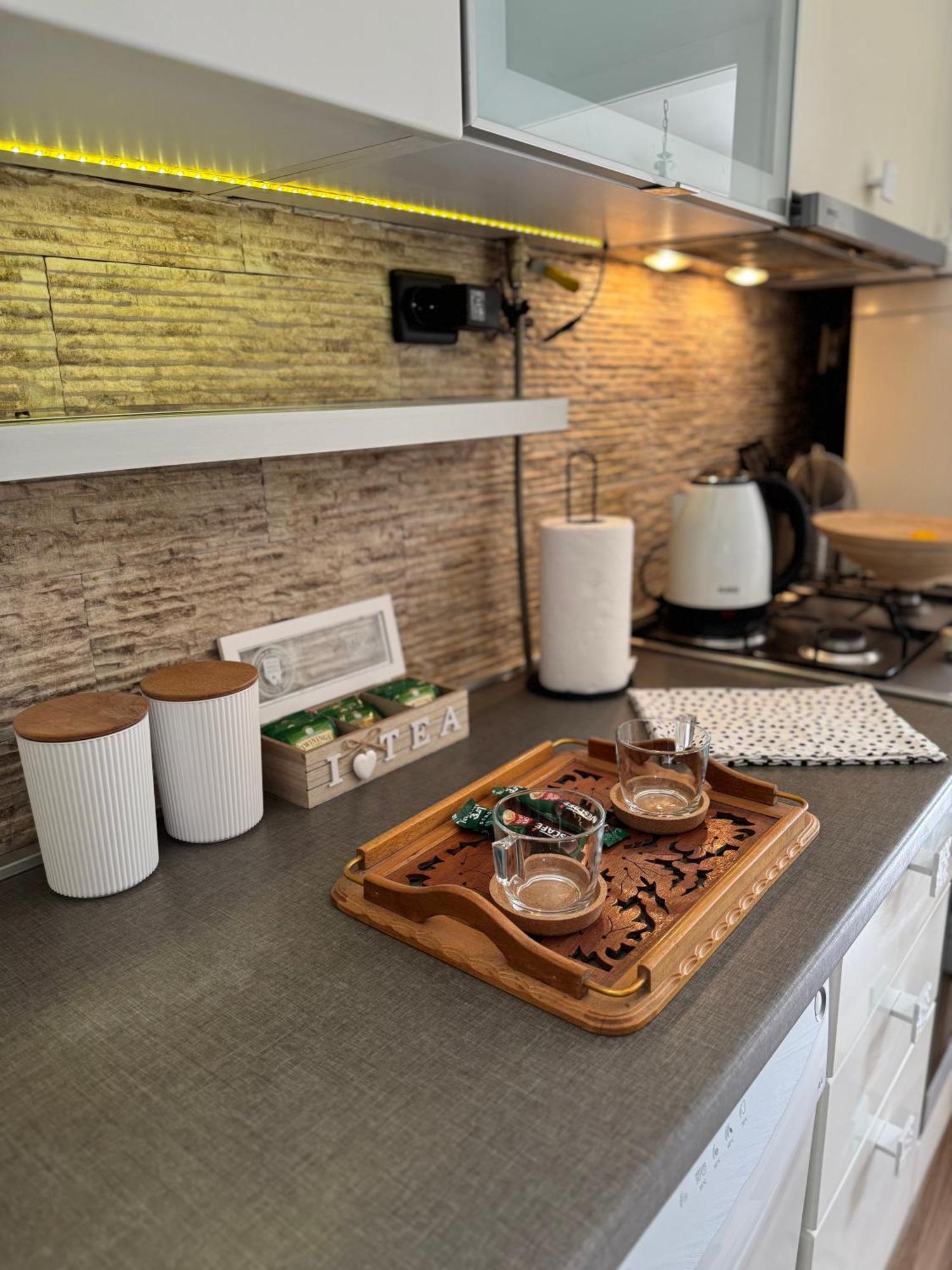 Apartment By Theatre Сараево Экстерьер фото